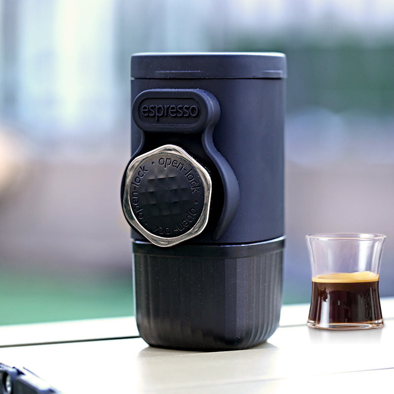 Cafetière à pression manuelle vue détaillée