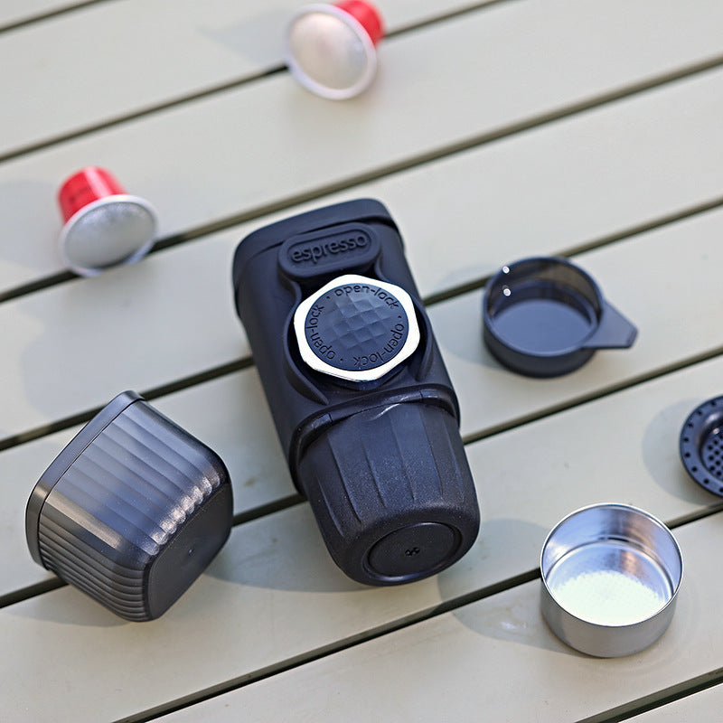 Cafetière portable à pression pour capsules
