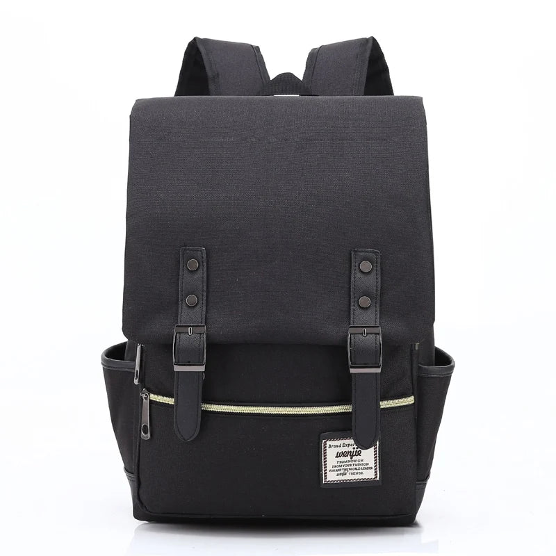 Fermeture éclair principale et poche extérieure type silt pocket du sac à dos
