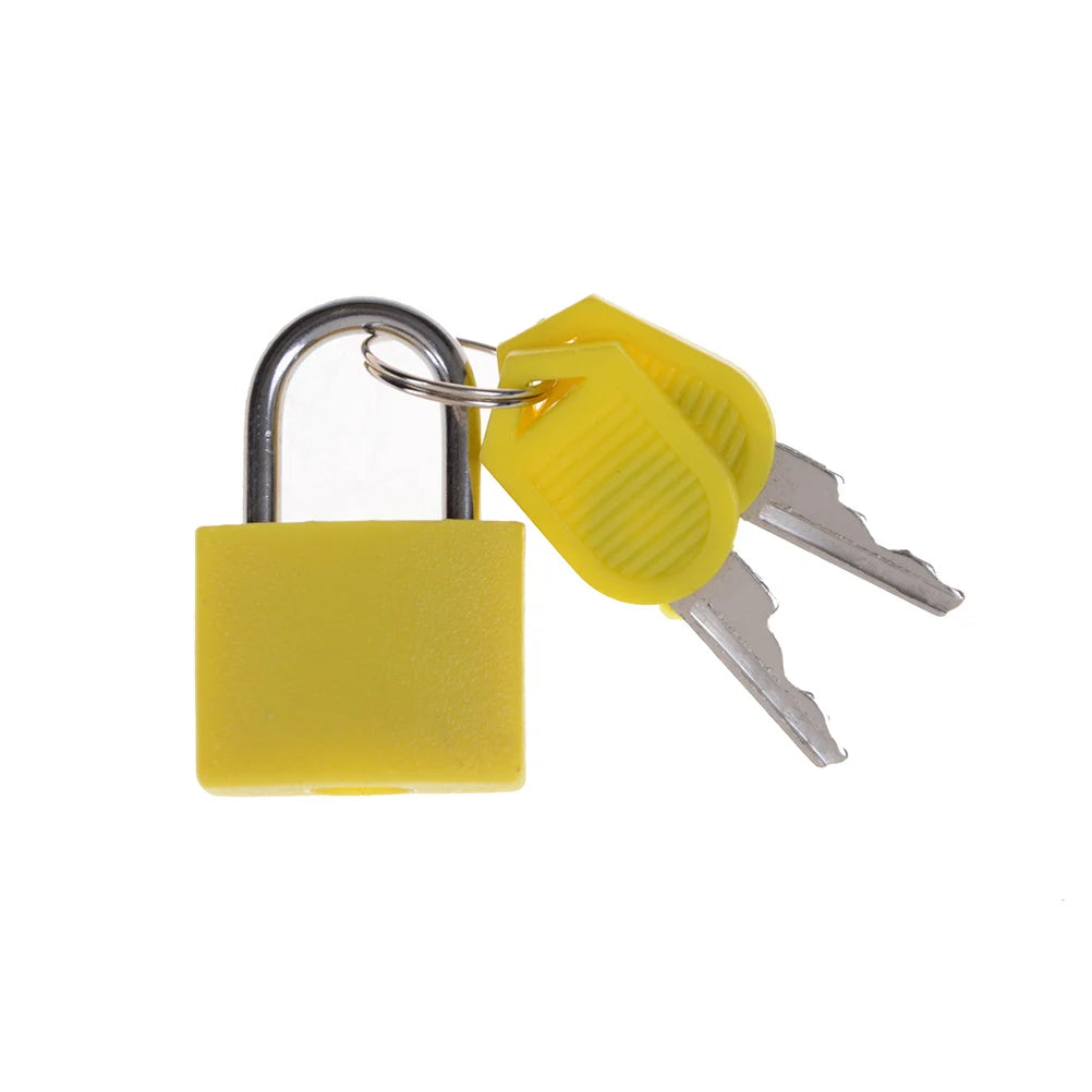 Petit cadenas en acier avec clés - vue d'ensemble