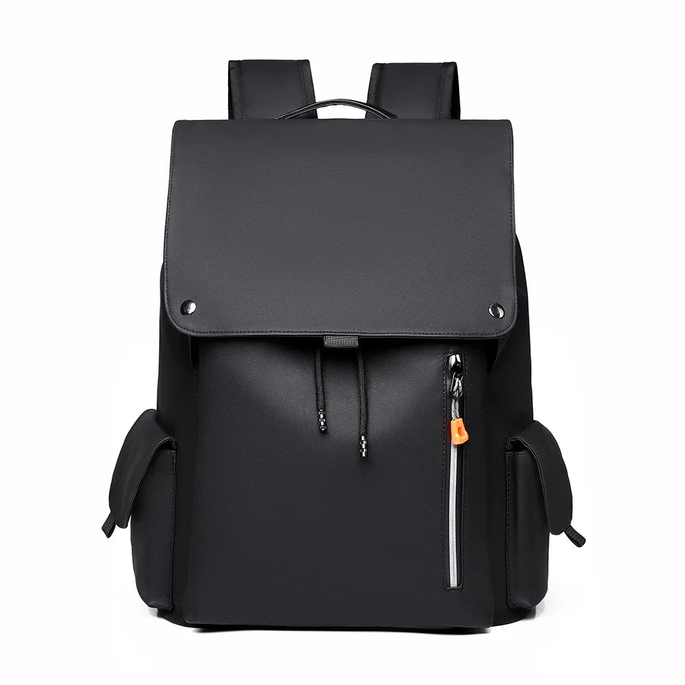 Image lifestyle du sac à dos unisexe lors d'une utilisation quotidienne