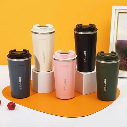 Mug isotherme avec couvercle - design élégant